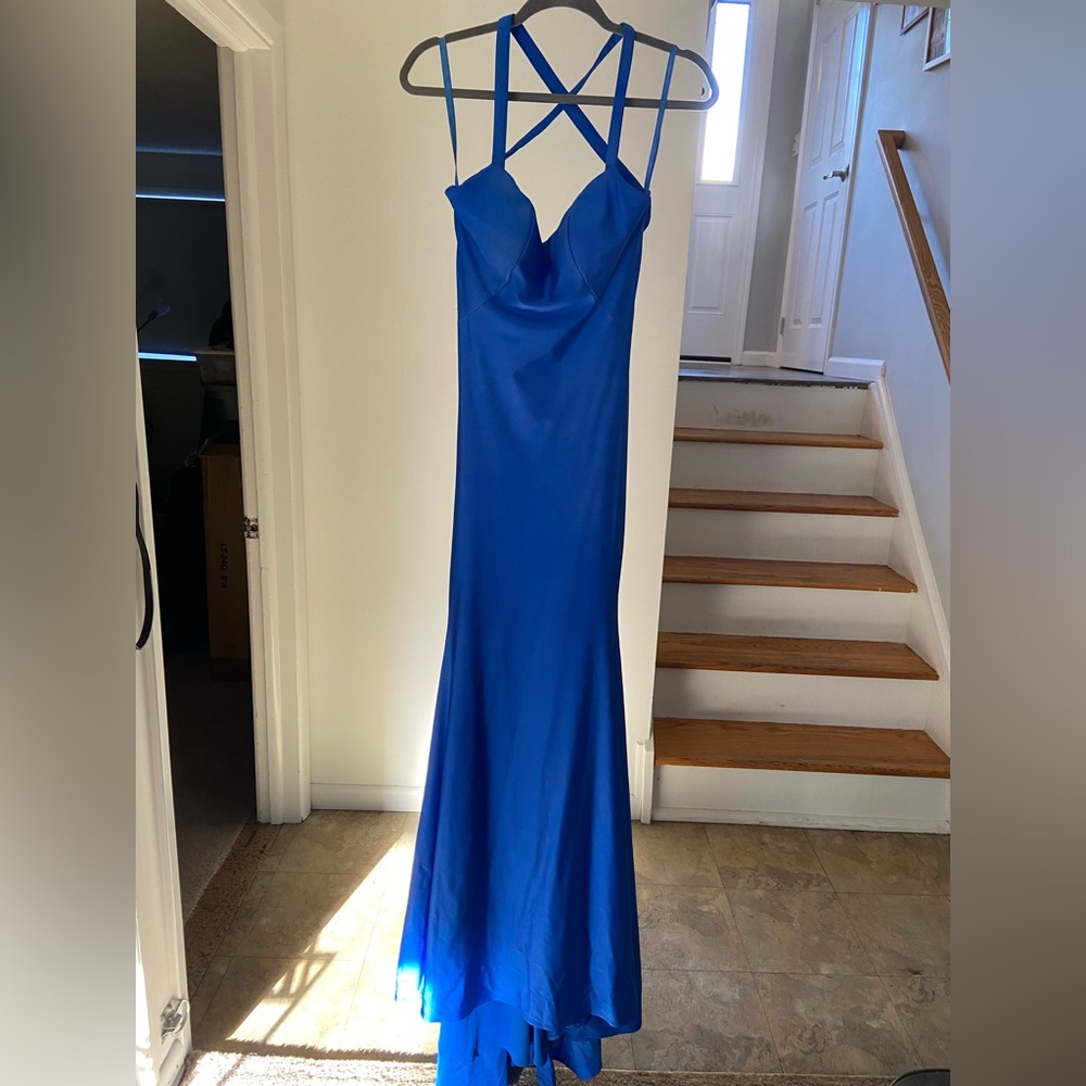 Size 4 long dress for Prom or wedding.